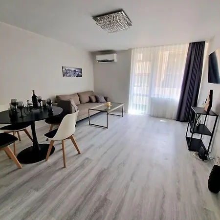 Central Luxe - Elisha * Warna