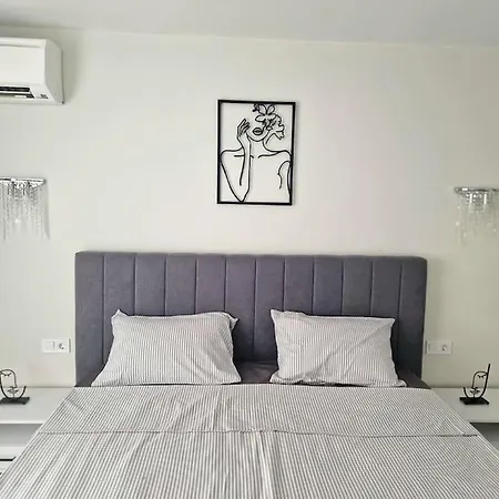 Apartment Central Luxe - Elisha