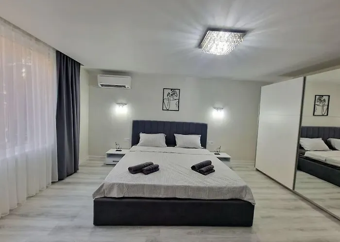 Central Luxe - Elisha